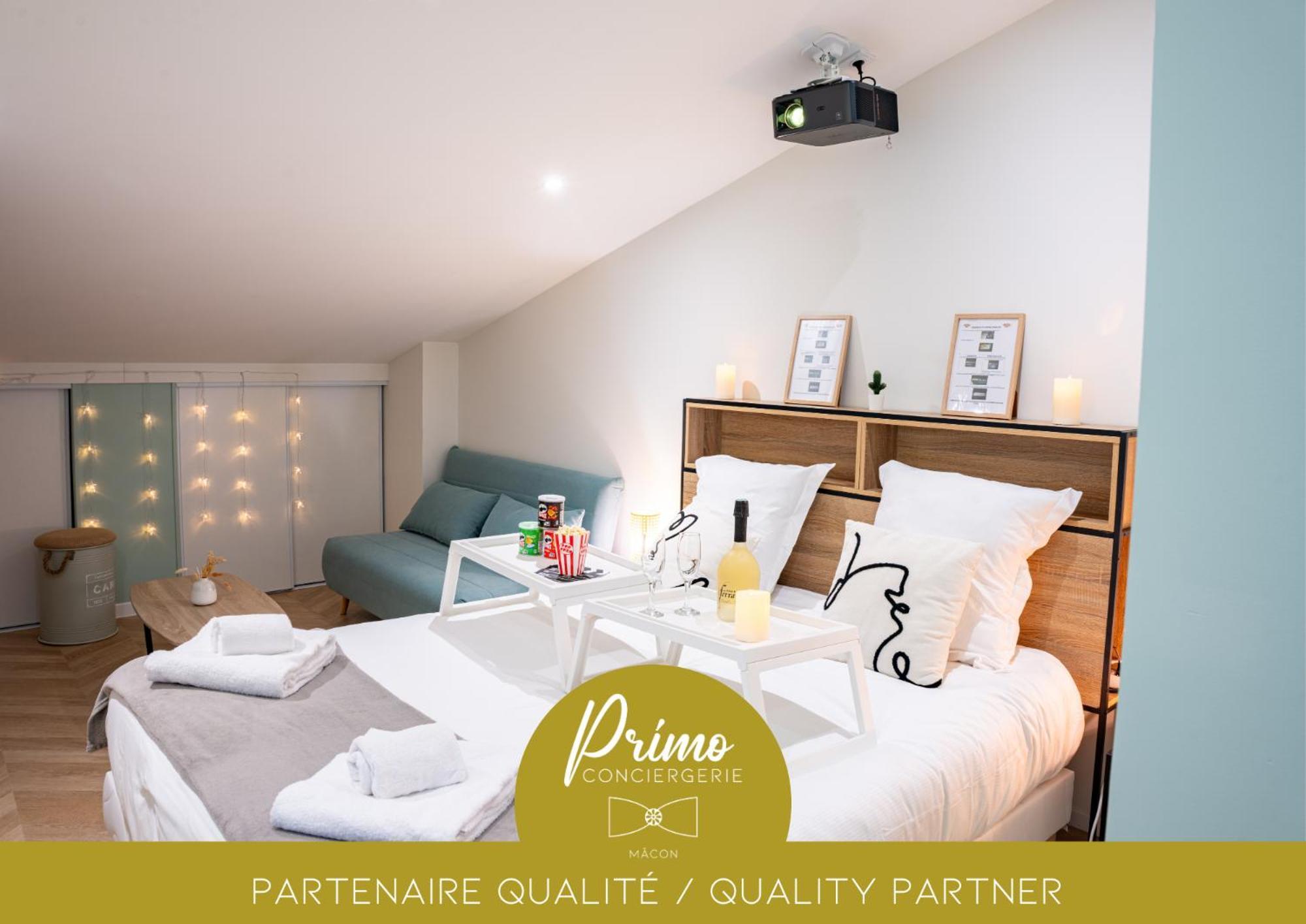 Food And Chill - Deux Appartements Hypercentre - 1 Theme Cinema - By Primo C0Nciergerie ตูร์นุส ภายนอก รูปภาพ